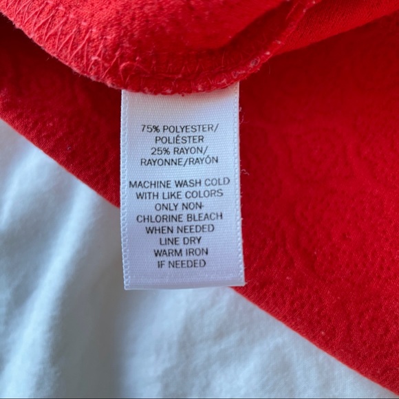 LOFT Boxy Quilted Side-Zip Red Top - Picture 6 of 8